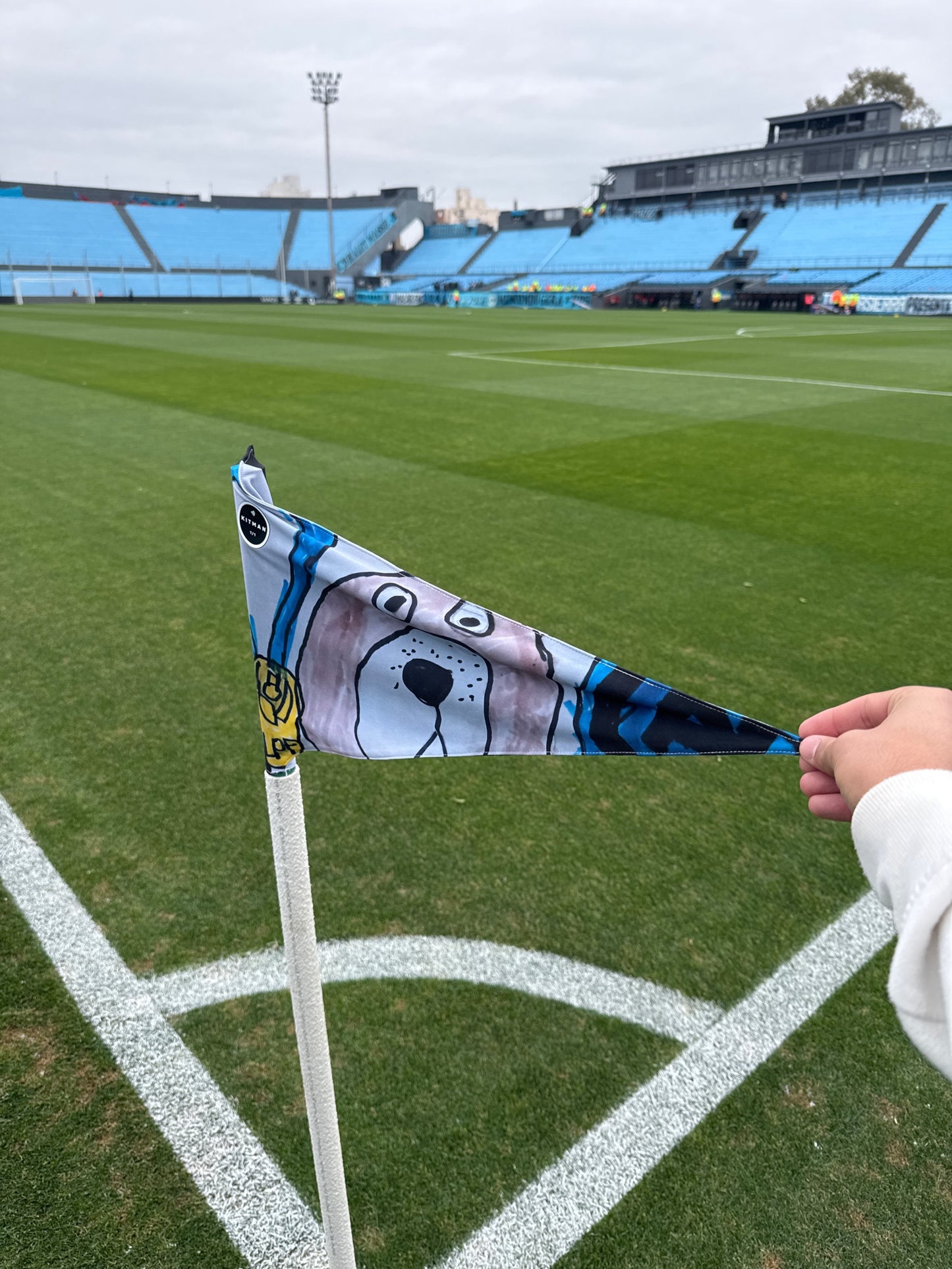 Banderín de Corner 3 vs Defensa y Justicia