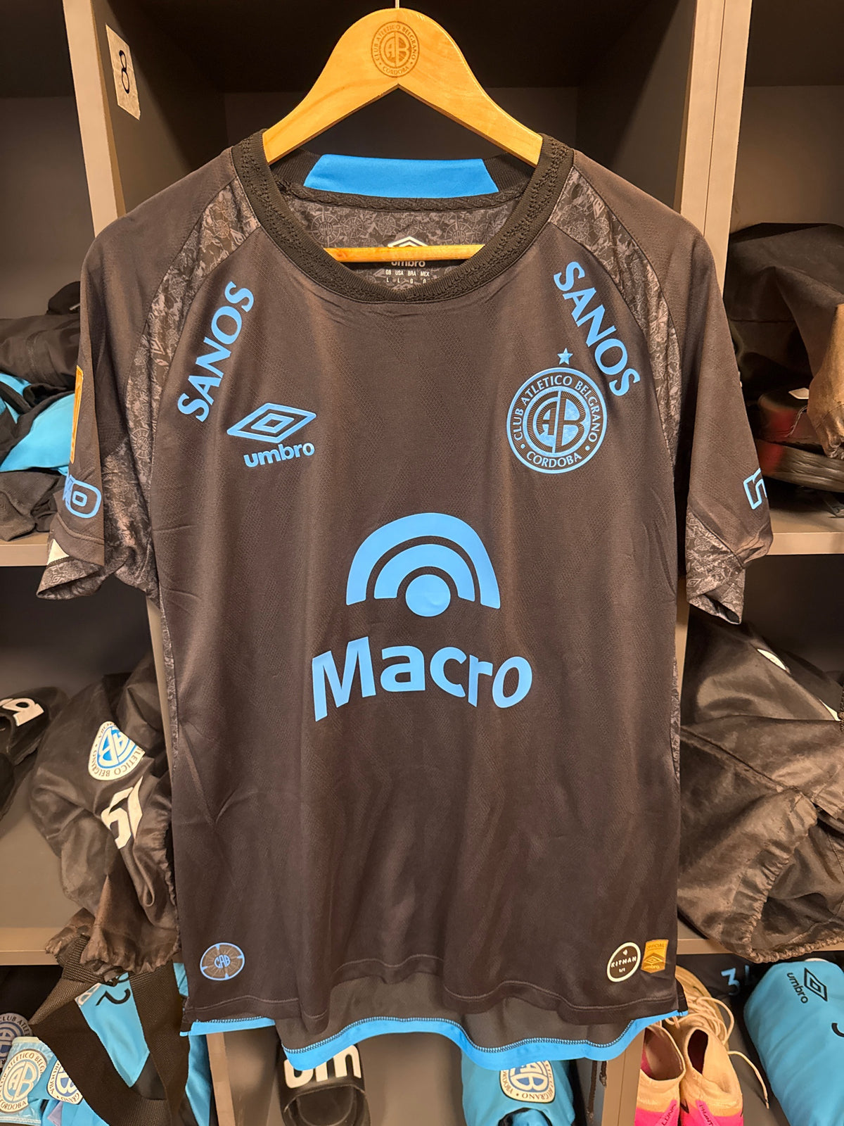 Adrián Sporle vs Atlético Tucumán